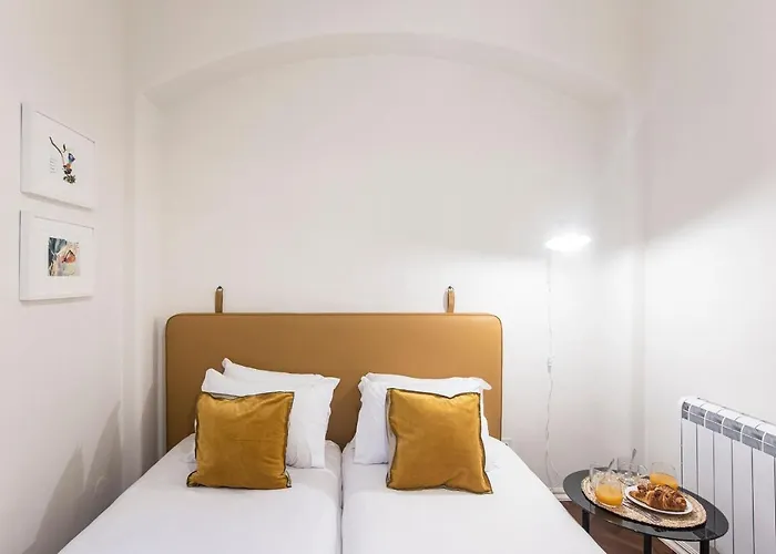 아파트 Tasteful 2br Flat In Art District By Lovelystay *