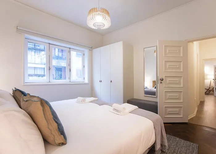 Apartment Tasteful 2br Flat In Art District By Lovelystay *