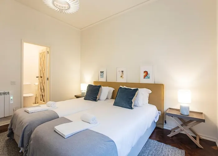 Tasteful 2br Flat In Art District By Lovelystay * Πόρτο