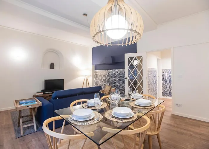 Διαμέρισμα Tasteful 2br Flat In Art District By Lovelystay *