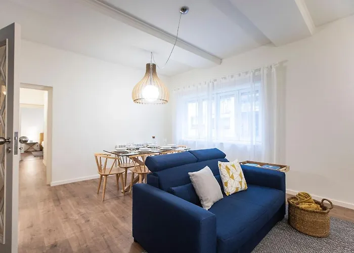 Tasteful 2br Flat In Art District By Lovelystay *