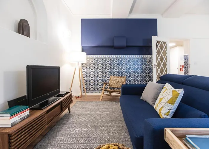 Tasteful 2br Flat In Art District By Lovelystay * Porto